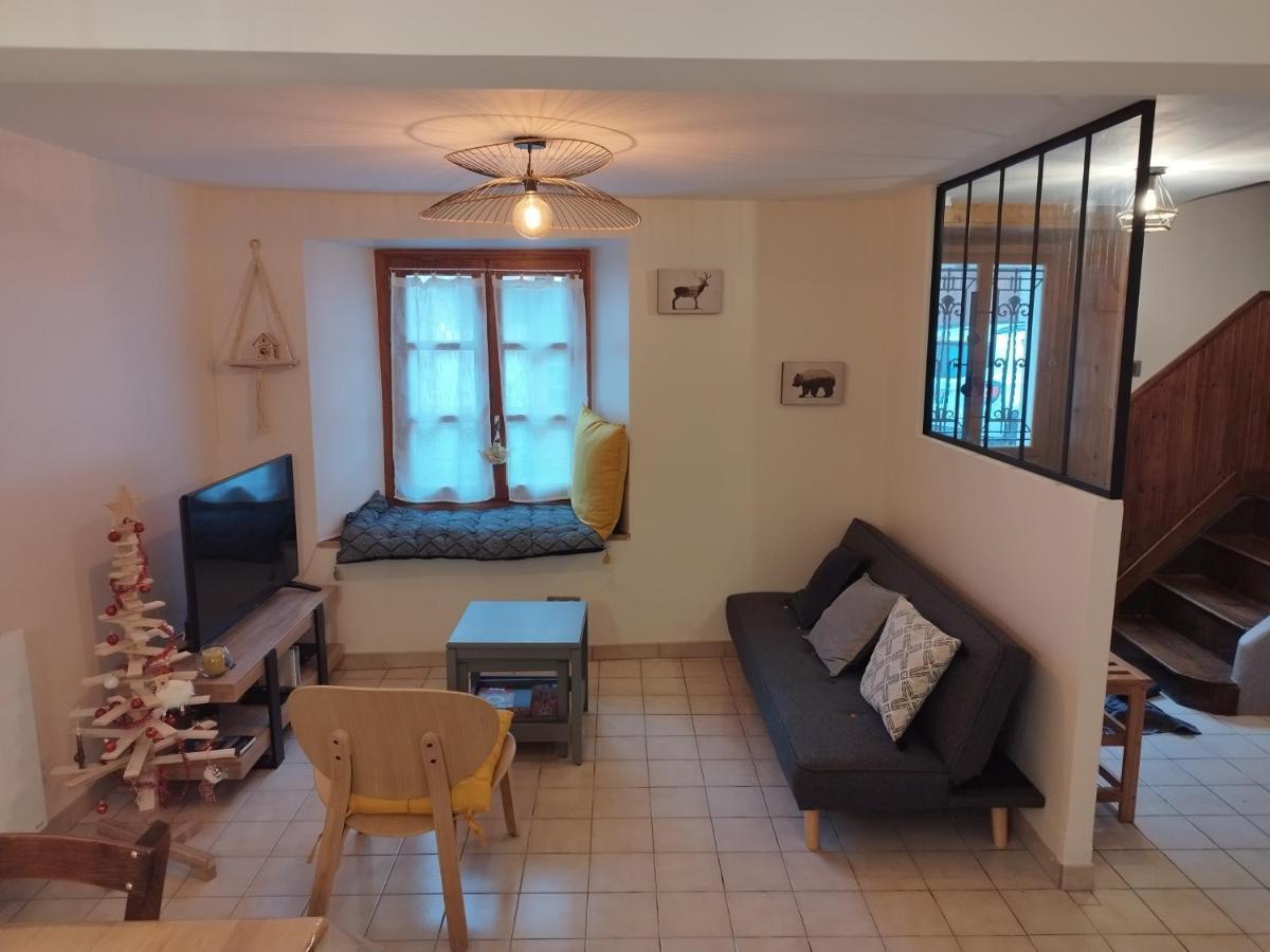 Agreable Maison Au Centre D'Arreau Pour 8 Pers Exterior photo